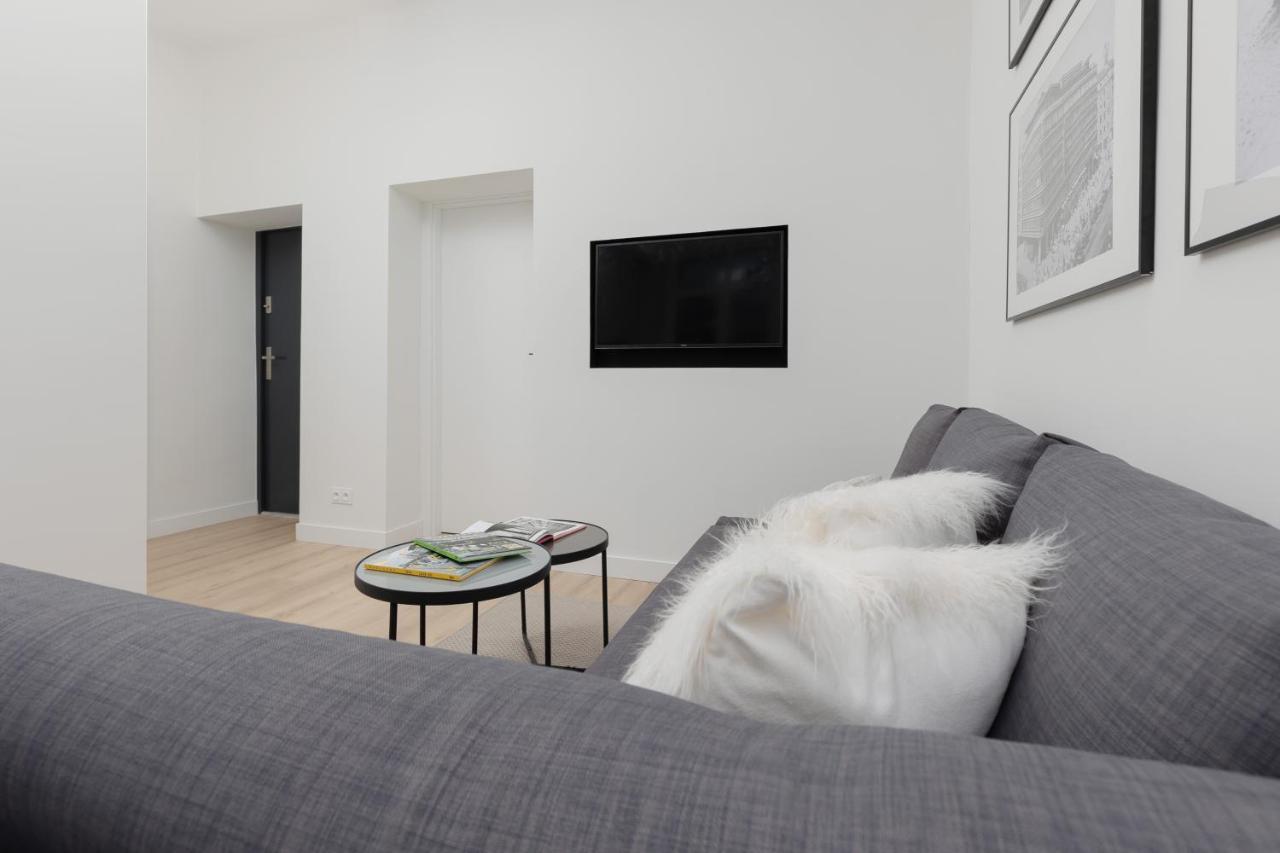 Spacious Apartment With Panoramic View Of Warsaw By Noclegi Renters Esterno foto