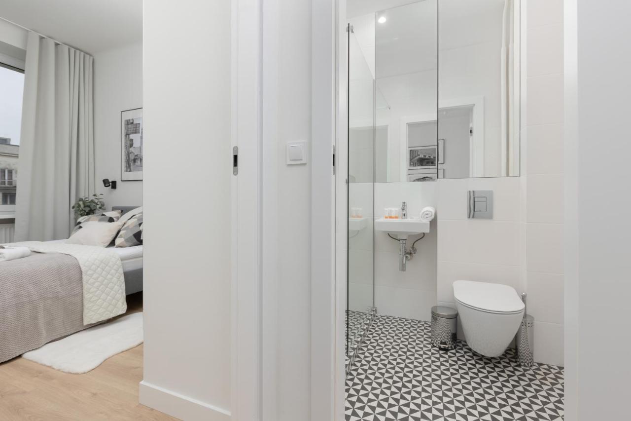 Spacious Apartment With Panoramic View Of Warsaw By Noclegi Renters Esterno foto