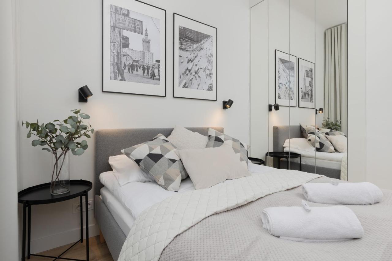 Spacious Apartment With Panoramic View Of Warsaw By Noclegi Renters Esterno foto