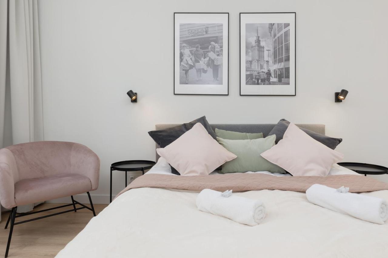 Spacious Apartment With Panoramic View Of Warsaw By Noclegi Renters Esterno foto